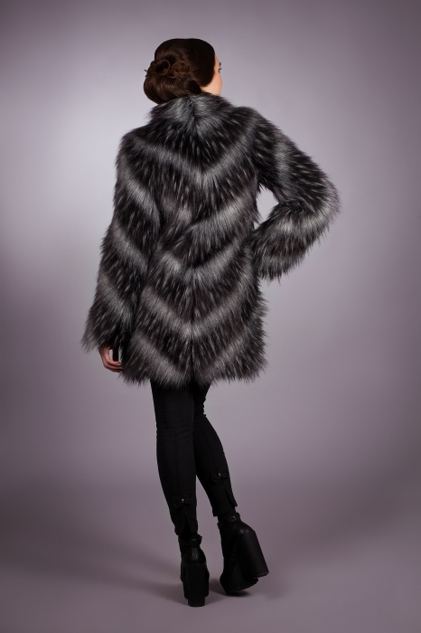 Photo #3 - Coat fox silver slanted