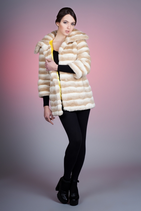 Photo #6 - Coat chinchilla beige