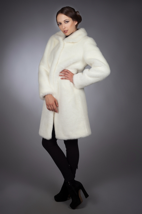 Photo #2 - Coat mink white