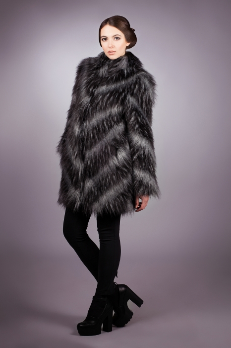 Photo #2 - Coat fox silver slanted