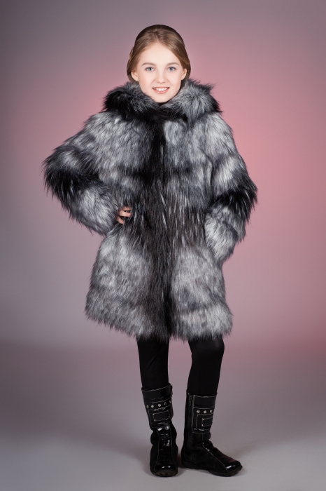 Photo #1 - Kids coat fox silver uncut